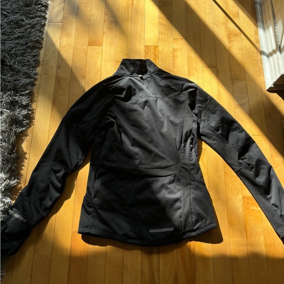 Nike DryFit Light Running Jacket - Picture 5 of 5